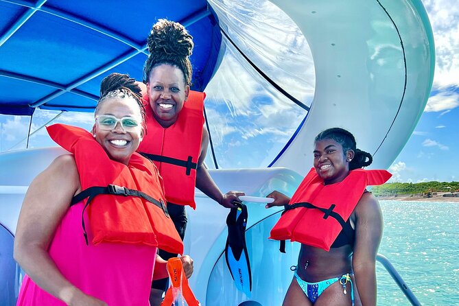 2 Hours Sip and Snorkeling Experience in Bahamas - Rose Island supplies the postcard moment
