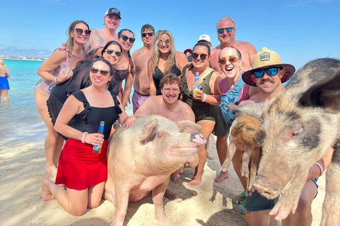 4-Island Tour Swimming Pigs, turtles, snorkeling , rose island, - Four memorable stops in one Nassau boat trip