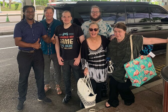 Airport-Atlantis Paradise Island Private Roundtrip Transportation - Arriving at Atlantis Paradise Island