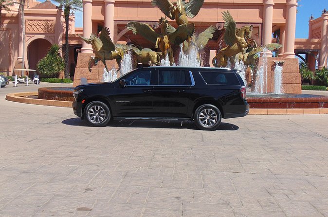 Bahamas Airport Transportation w/free Grocery Stop- Round Trip - Who will get the most from this transfer