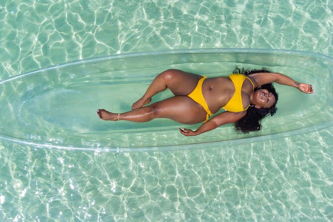 Beach Day and Clear Kayak Photoshoot in Bahamas - Is $150 a fair price in Freeport?