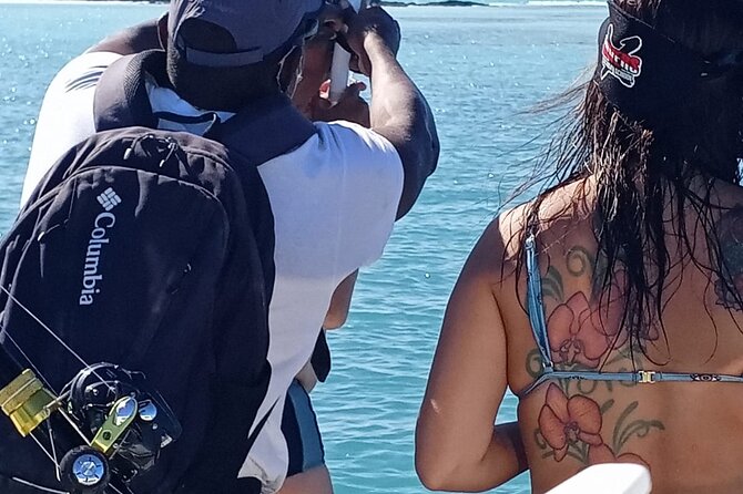 Blue hole, drift snorkeling, turtles Celebration Key is welcome - Sweetings Cay brings the local flavor