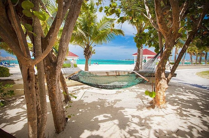 Breezes Resort Day Pass - Unlimited drinks and the real value of $102.57