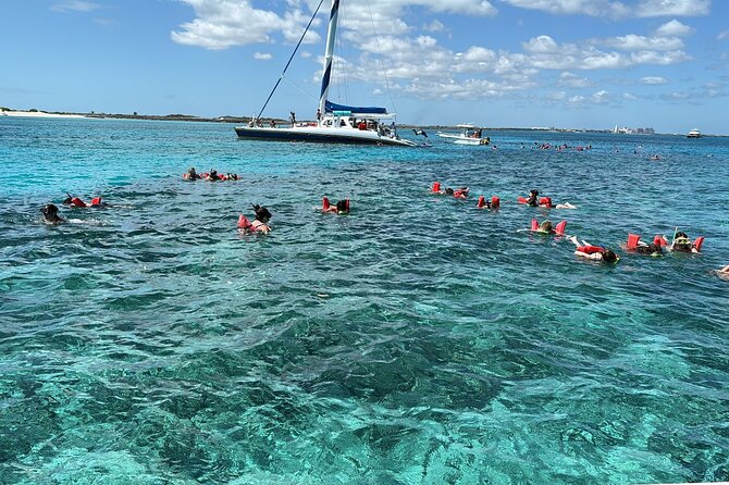 Catamaran Snorkel & Beach Day with Turtles - Food, drinks, and what to pack