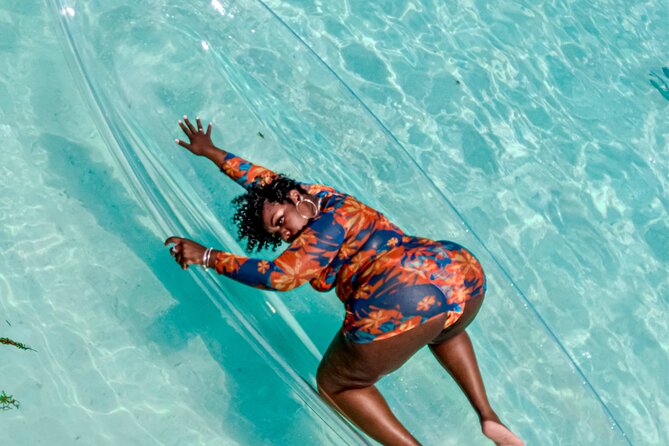 Clear Kayak Photoshoot+Free Cocktail Nassau, Bahamas - What you receive within 24 hours