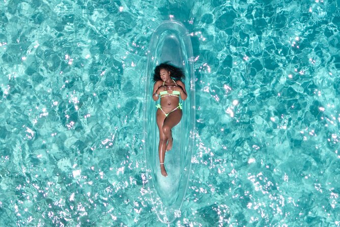 Clear Kayaks Drone Photoshoot in Nassau,Bahamas. - The drone work and posing help