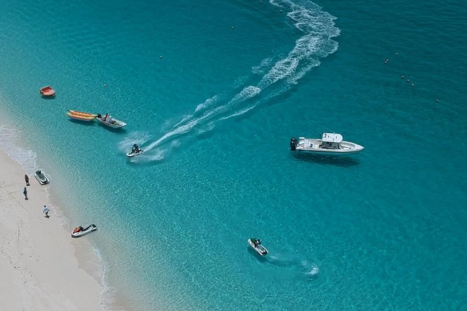 Customizable Half a Day Private Bus Tour in the Bahamas - Fort Charlotte, the biggest fort on New Providence