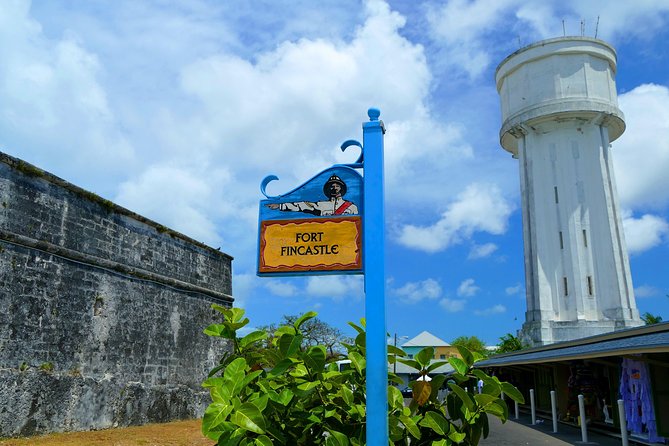 Discover Nassau Sightseeing Tour plus Atlantis Resort Visit - Starting the day at the Nassau port