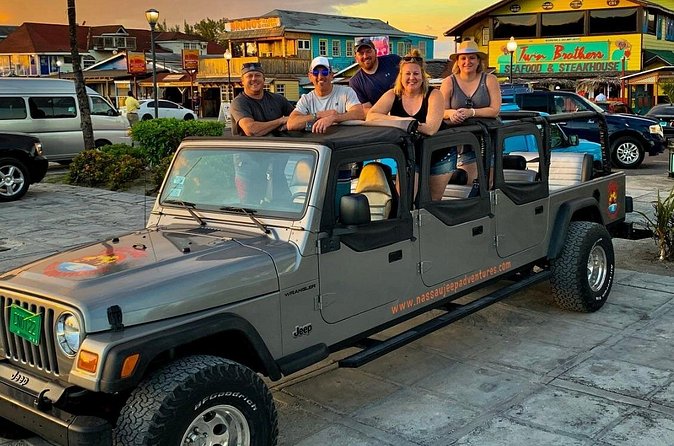 Funky Jeep Adventure in Nassau - Junkanoo World is the cultural high point