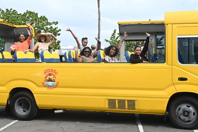 Funky Nassau Deluxe Food Tour - A Taste of The Bahamas - Fort Montagu and the art of cracking conch