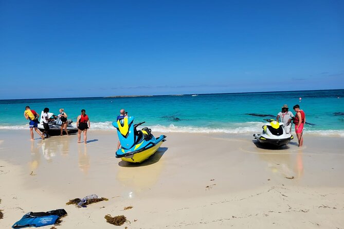 Jetski Rentals Nassau Bahamas. Transportation included (free) - Key points before you book