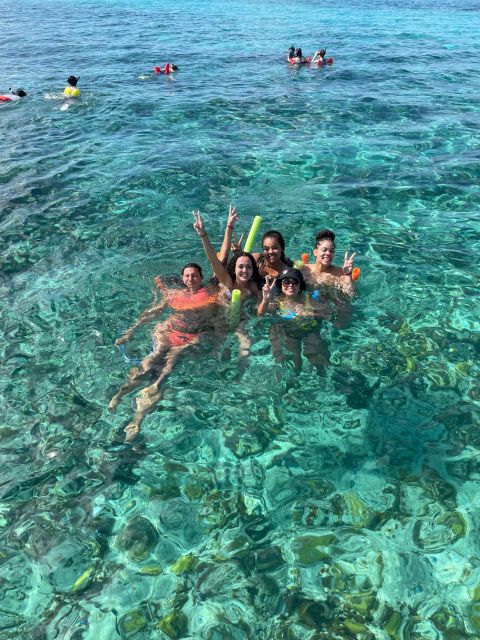 Nassau: 3 Islands Boat w/ Swimming Pigs, Snorkeling & Turtle - Who will enjoy this Nassau excursion most