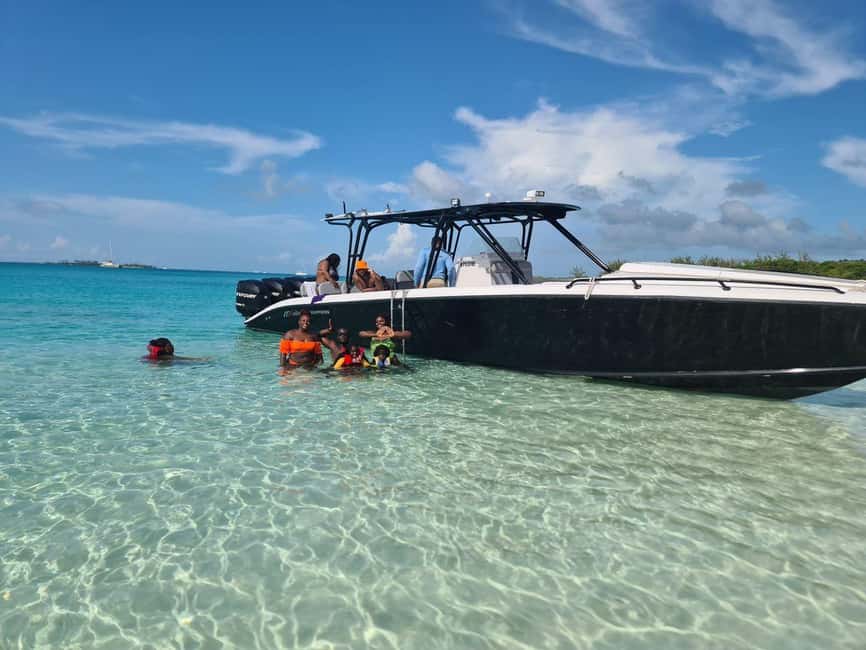Nassau: 3 Islands Tour, Snorkel, Pig Beach, Turtles & Lunch - The crew makes a real difference