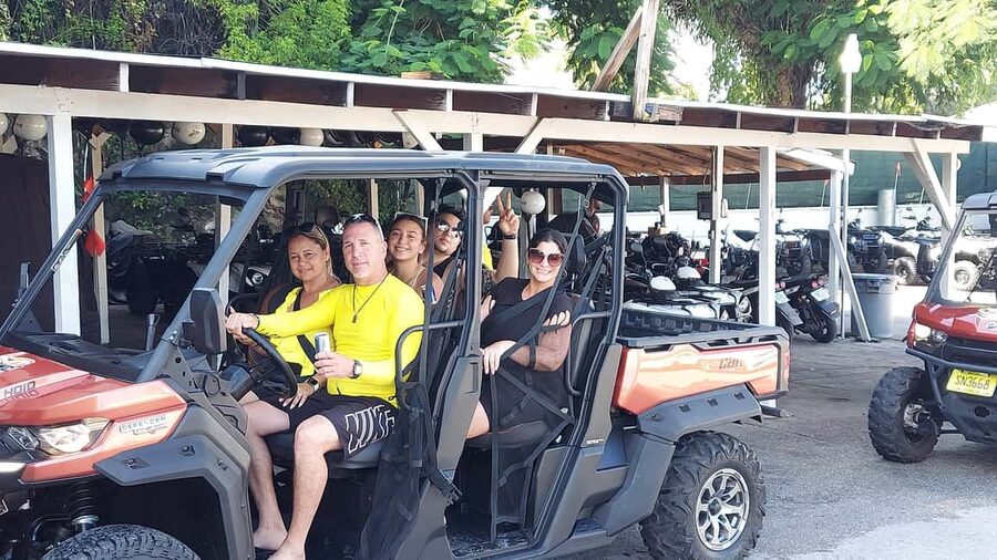 Nassau: 6-Seater Buggy Rental - Queens Staircase and the Water Tower