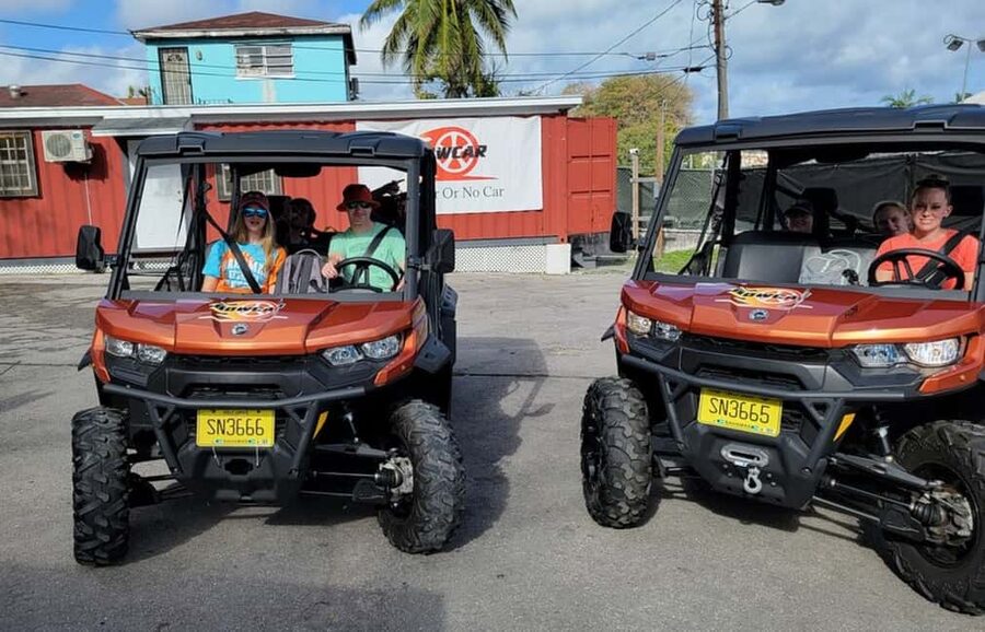 Nassau: 6-Seater Buggy Rental - Fort Charlotte and Arawak Cay