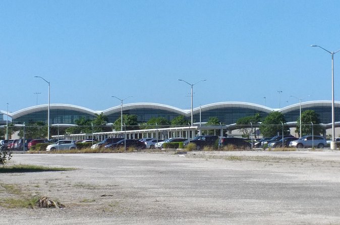 Nassau Airport to Palm Cay - group transportation in comfort - Comfort details that matter after a flight