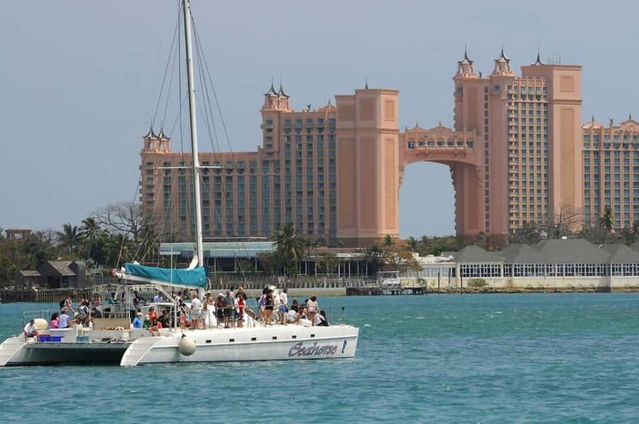 Nassau: Catamaran Sail and Snorkel Tour - The first hour on the catamaran