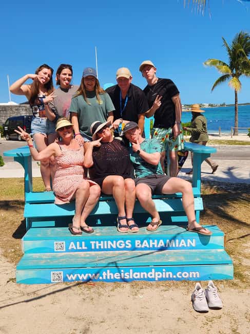 Nassau: Electric Bus Tour with Food & Drink Samples - Tasty Teas and tropical juices