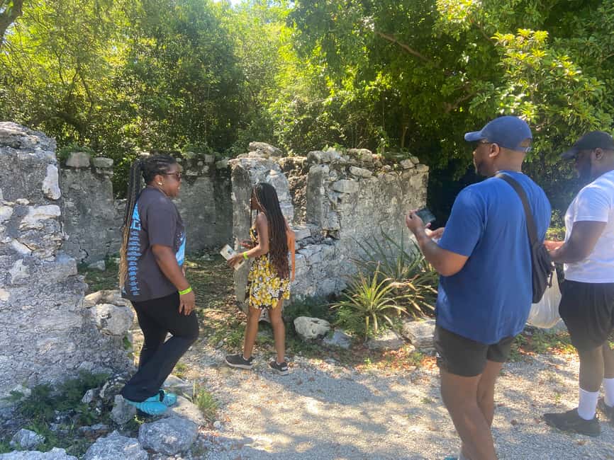 Nassau: Historic City Tour with Drink and Food Tasting - Rum cake, chocolate, tea, and guava duff