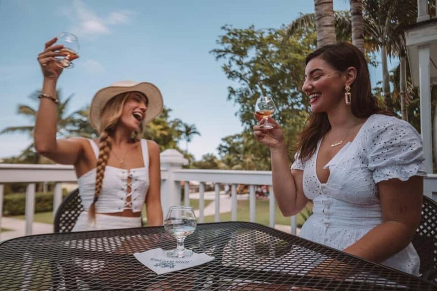 Nassau: Historical Sightseeing Guided Half-Day Tour - Graycliff Chocolate Factory in 20 minutes