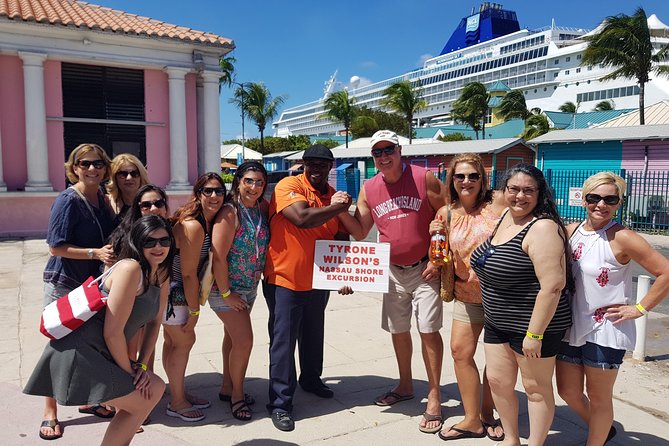 Nassau Island Highlights Sightseeing Tour - Crossing to Paradise Island and seeing Atlantis