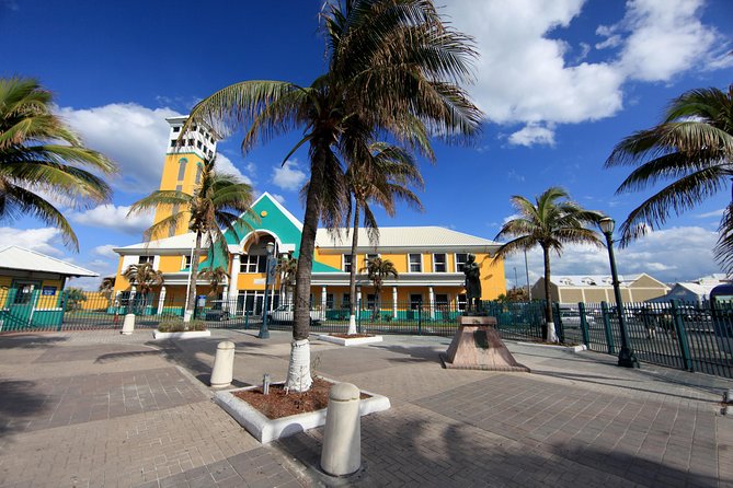 Nassau Island Highlights Sightseeing Tour - A sweet pause at Graycliff Chocolate Factory