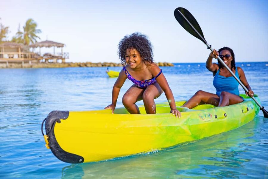 Nassau: Pearl Island Beach Day Trip and Cruise with Lunch - The Bahamian lunch and drink costs