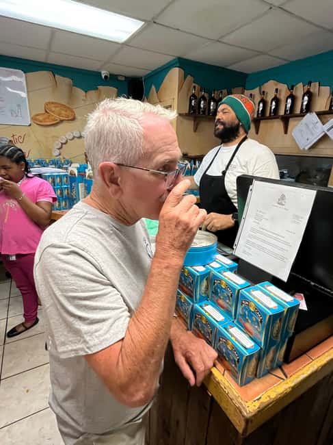 Nassau: Private City Highlights Tour - The Bahamas Rum Cake Factory