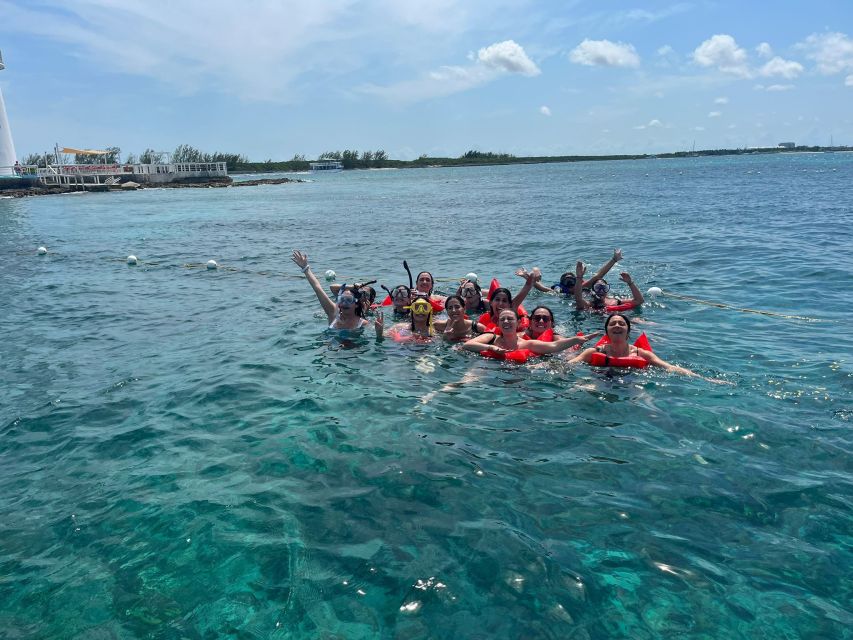 Nassau: Reef Snorkeling, Turtles, Lunch & Private Beach Club - Da Nest, the aviary, and the photo stops