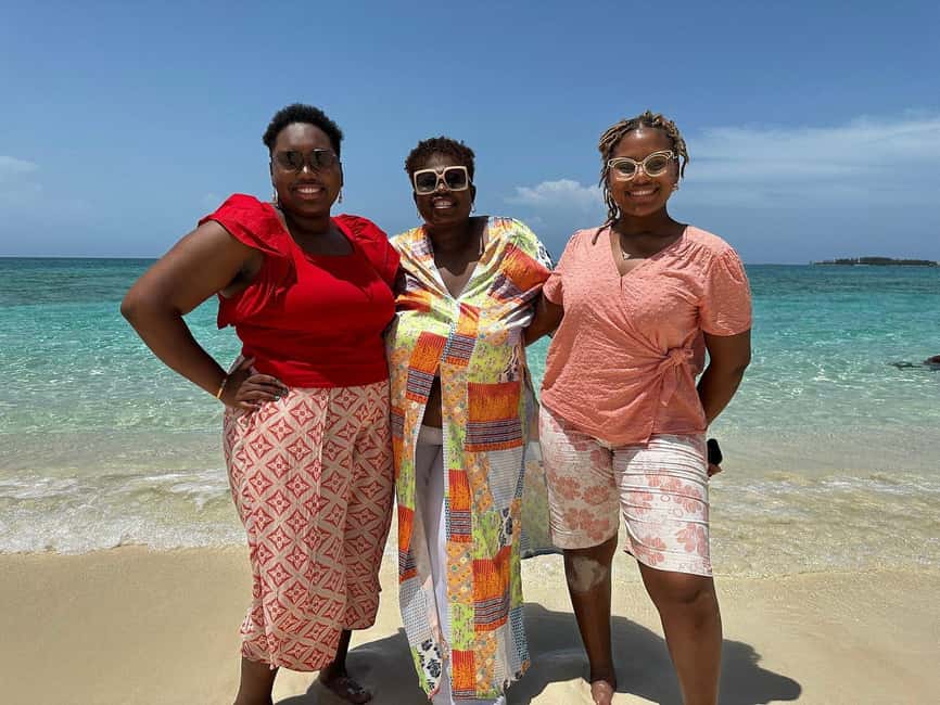Nassau: Rum, Reggae and Rhythms Tour - The optional beach stop