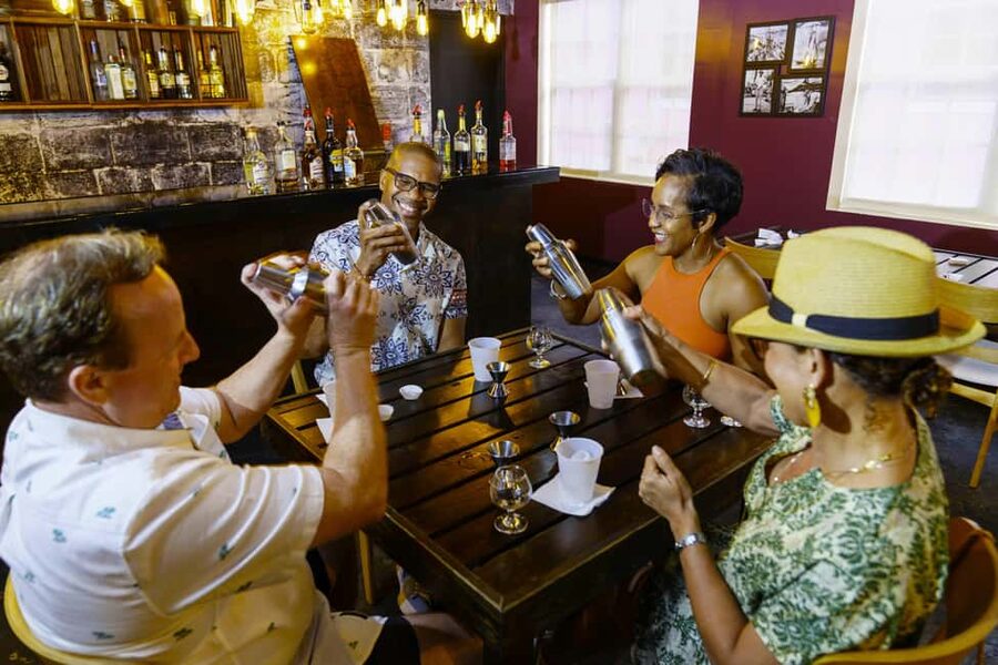 Nassau: Rum Tastings and Culinary Walking Tour - Heritage Museum of The Bahamas in 20 minutes