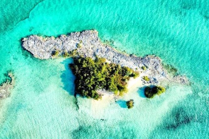 Nassau's Exclusive Kayaking Snorkeling Beach Adventure (6 Max) - Continuing to the small cay