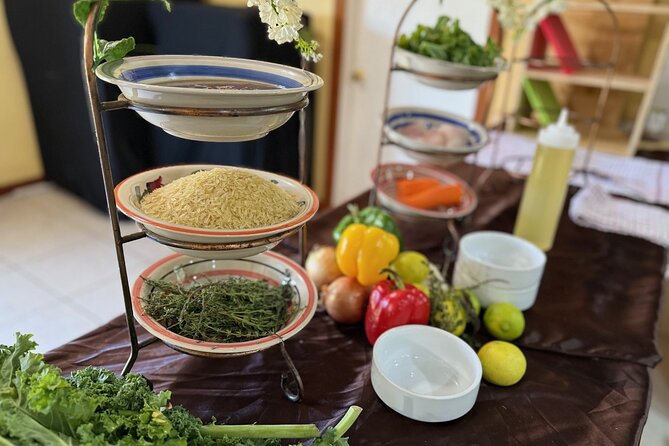NEW! Authentic Bahamian Cooking and Cocktails with Transfers - A welcome cocktail and a first taste