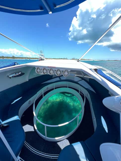Paradise Island: Glass-Bottom Boat Tour with Live Commentary - Why this boat ride is different from a standard Nassau cruise