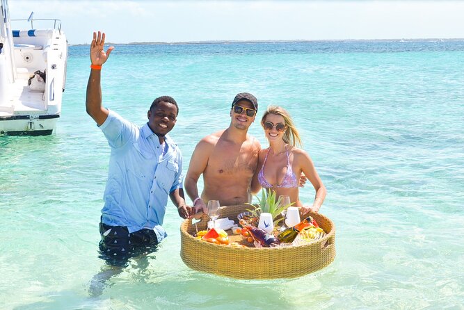 Pigs Beach, Green Turtle Cay, Rose Island Private Tour - Who will enjoy this private Nassau excursion?