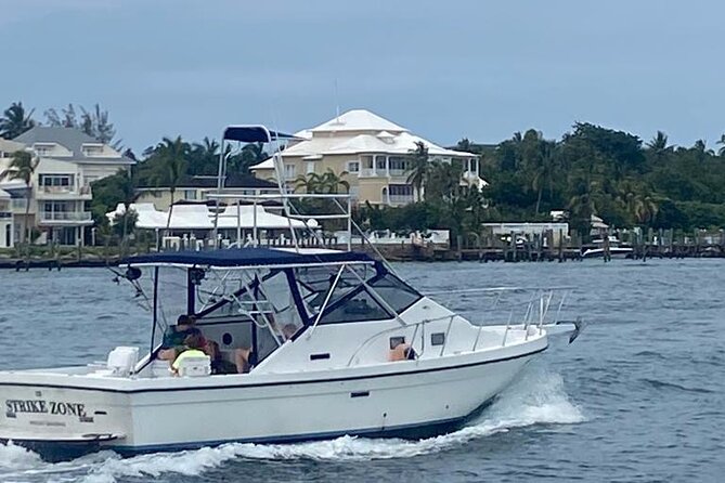 Private 38' Defender Sportfishing/Swim with Pigs in Nassau - Two reef stops, two different ways to enjoy the water