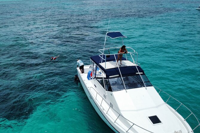 Private 38' Defender Sportfishing/Swim with Pigs in Nassau - Weather and cancellation details