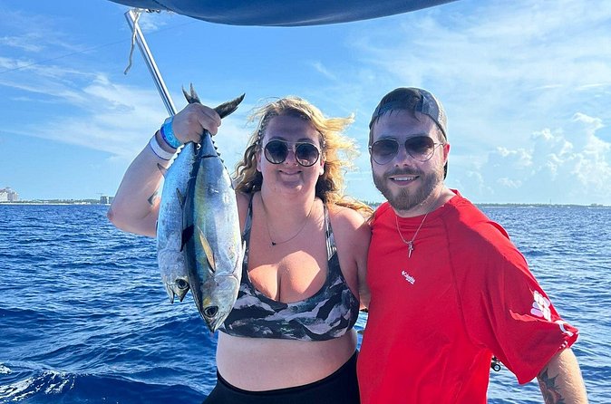 Private Bahamas Boat Fishing and Turtle Snorkeling Tour - Sandy Cay offers a short, photogenic pause