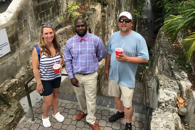 Private Beach Day/Guided TourThrough New Providence Island - Nassau’s civic center and royal reminders