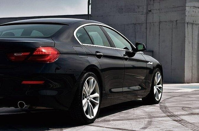 Private One-way Transfer Lynden Pindling Airport To Nassau - What the $80.33 price buys you