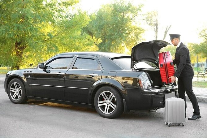 Private One-way Transfer Lynden Pindling Airport To Nassau - A private ride to your Nassau accommodation