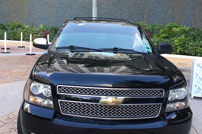 Private SUV One way Airport Transfer/Grocery & Liquor stop included - The value of the $200 flat fee