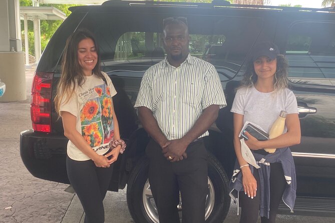Private SUV One way Airport Transfer/Grocery & Liquor stop included - Who will get the most from this airport transfer