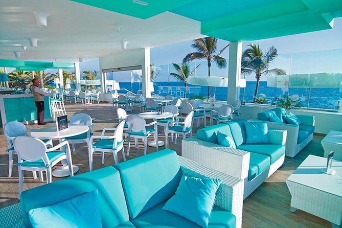 Round trip Airport (LPIA) to Atlantis, Comfort Suites, Warrick, Harbourside, RIU - Cancellation and booking details that matter