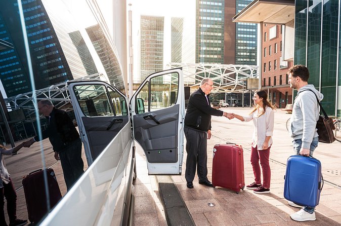 Roundtrip Airport Transfers Grand Lucayan Resort Freeport - Landing in Freeport with a ride already waiting