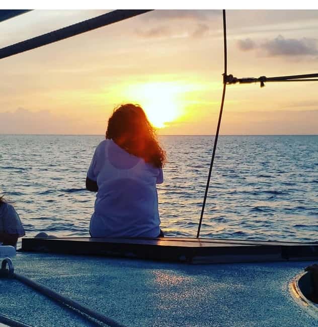 Sunset Cruise In Paradise - A barbecue dinner on the catamaran