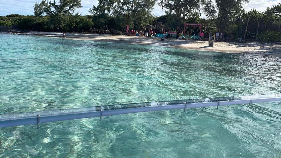 The Clear Boat Experience Bahamas drinks and snacks included - What the Clear Boat Experience really offers