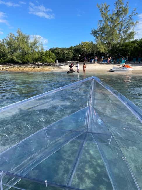 The Clear Boat Experience Bahamas drinks and snacks included - Meeting in downtown Nassau or arranging pickup